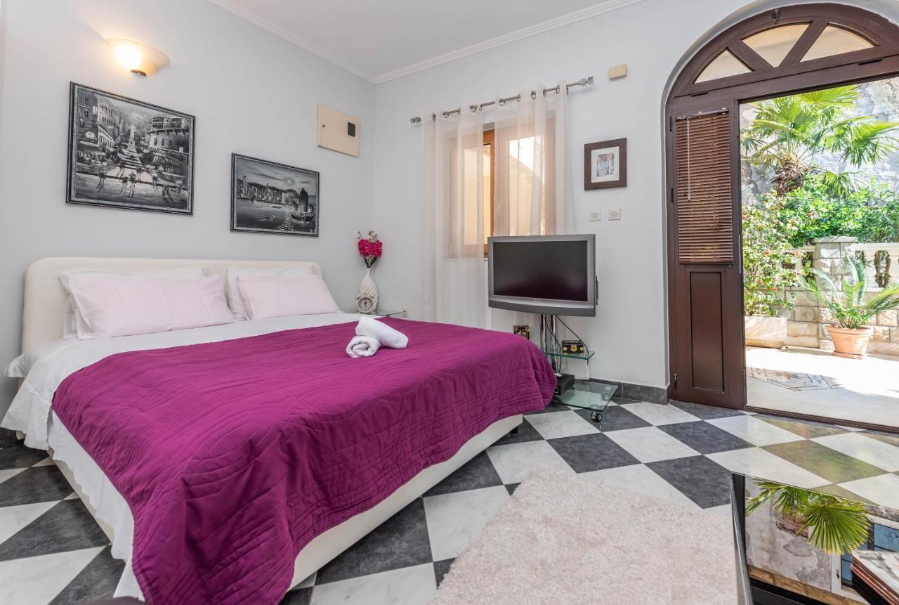 S&P City Center Apartments Kotor Exteriér fotografie
